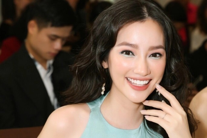 Hoa hậu việt từng là tiếp viên hàng không ở ẩn gần 9 năm mới tái xuất giờ làm mẹ 2 con vẫn gợi cảm bất bại - 3