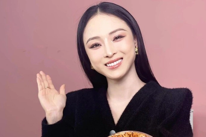 Hoa hậu việt vướng vòng lao lý vì bản hợp đồng tình ái 16 tỷ đồng trở về showbiz làm lại cuộc đời - 2