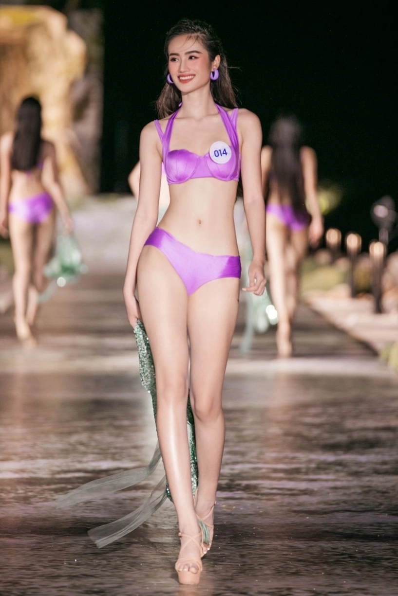 Hoa hậu ý nhi khoe body với bikini khoét hông cao - 7
