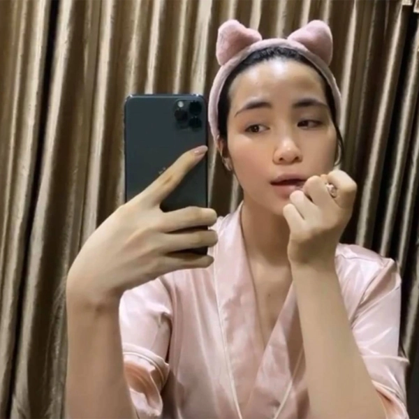 Hòa minzy tự tin khoe mặt mộc với fan ai cũng khen vì quá mịn màng - 4