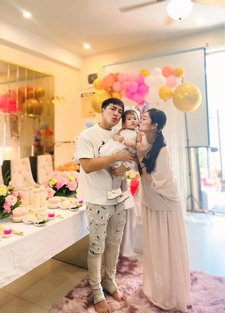 Hội bạn thân toàn mẹ bỉm đình đám vbiz thanh trúc nay mới chịu công khai chồng nhật kim anh sinh con lai - 4