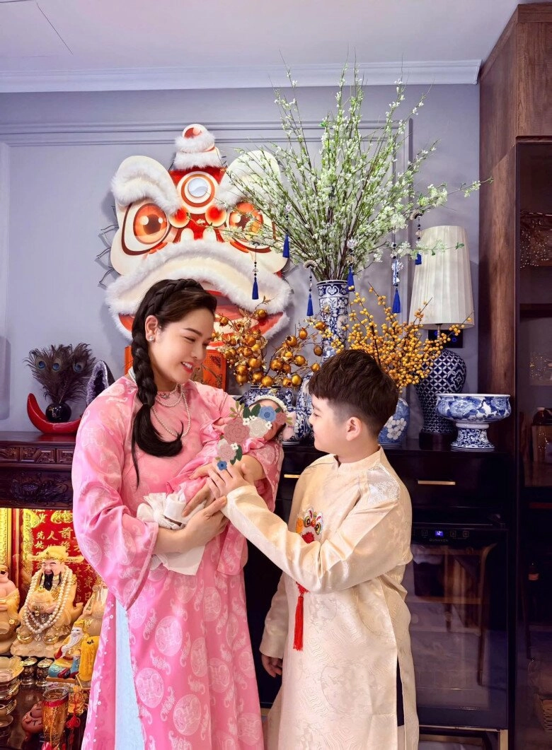 Hội bạn thân toàn mẹ bỉm đình đám vbiz thanh trúc nay mới chịu công khai chồng nhật kim anh sinh con lai - 12