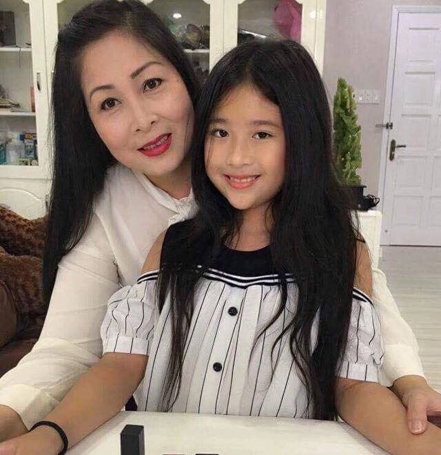 Hội công chúa nhà sao việt chưa đến tuổi trăng rằm đã to cao ngang mẹ con gái út hồng vân mũm mĩm dễ thương - 31
