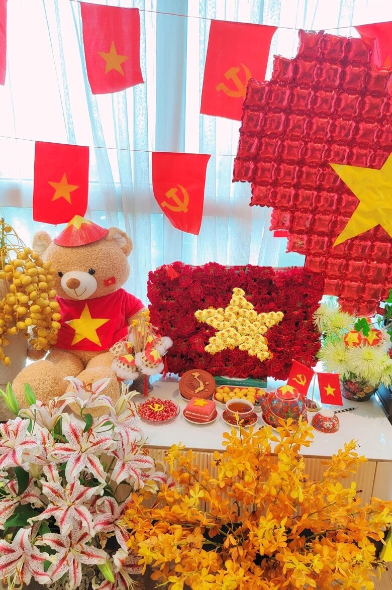 Hội mẹ đảm mạnh tay chi tiền triệu dựng góc yêu nước dịp 29 biến nhà thành không gian ngập tràn sắc cờ hoa - 22