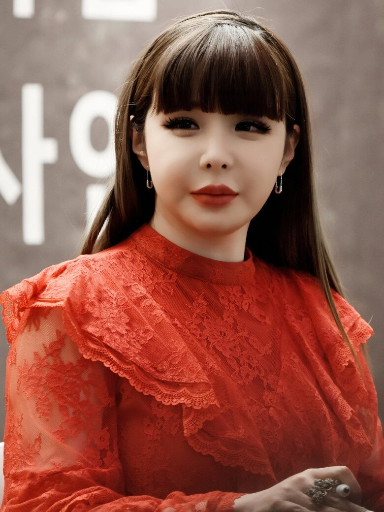 Hội mỹ nhân vạn người mê khi rơi vào trầm cảm người tăng cân không nhận ra người cạo trọc đầu - 25