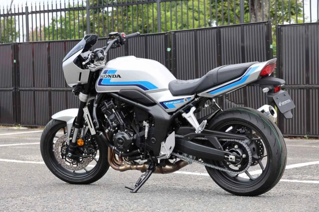 Honda cb1000f se concept huyền thoại cb trở lại với phong cách cổ điển pha lẫn hiện đại - 6