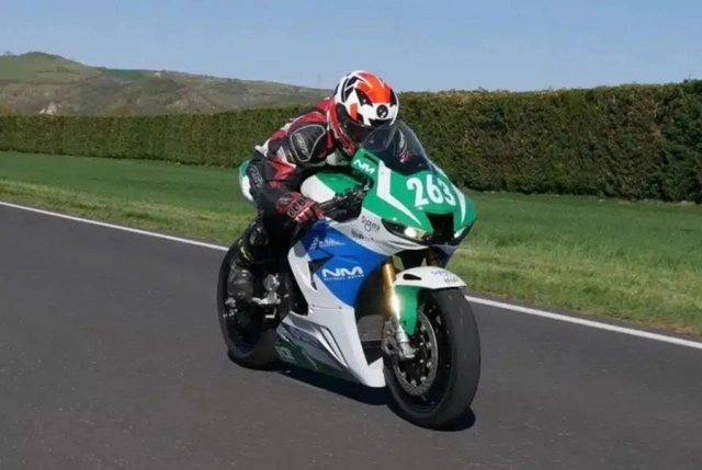 Honda fireblade chạy điện khi tương lai không còn là chuyện viễn tưởng - 2