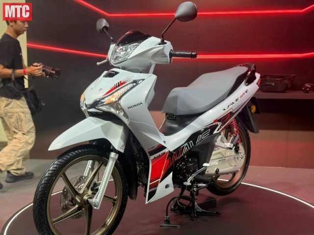 Honda wave 125 r speacial edition profender giới hạn chỉ 500 chiếc ngoại hình đẹp - trang bị xịn sò - 2