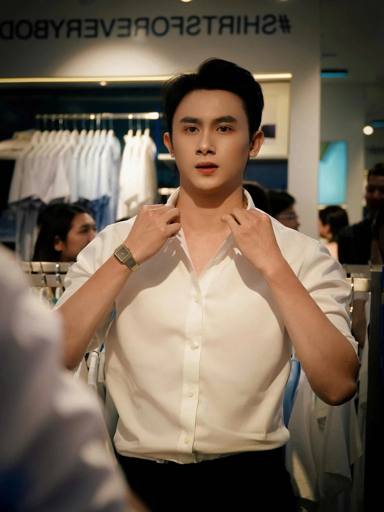 hồng hài nhi của diệp lâm anh lộ ánh mắt si mê chị đẹp đến quên lối về kém 1 con giáp trông vẫn xứng đôi - 7