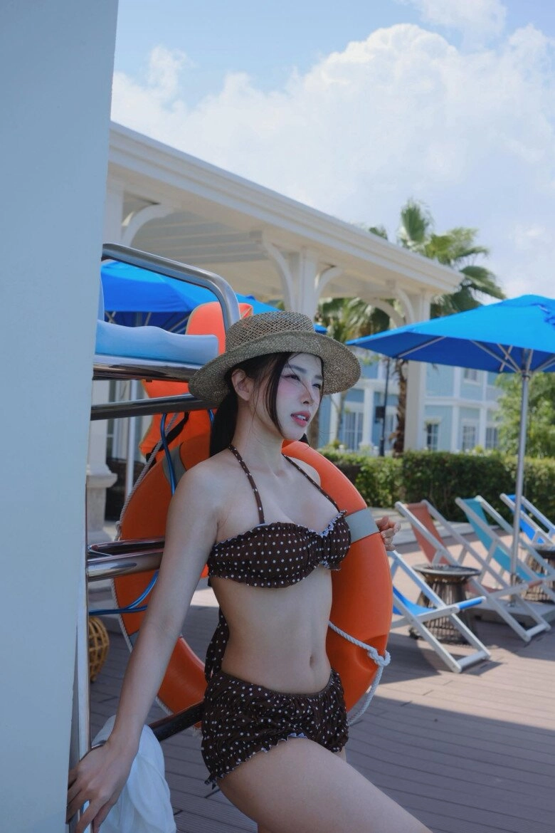 Hot girl 9x nha trang thừa nhận ở lại với chồng hơn tuổi vì tiền sinh con xong vẫn nóng bỏng trông mòn con mắt - 3