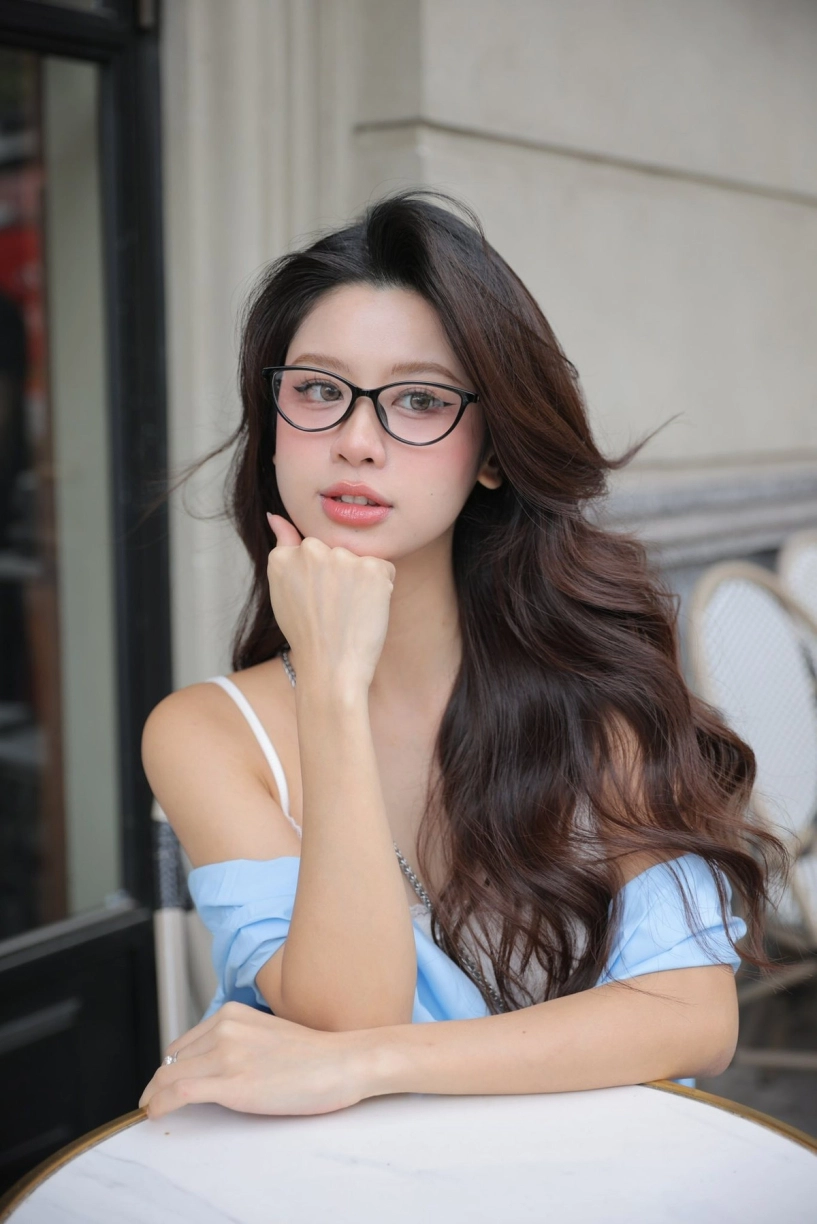 hot girl tạp hóa hàn hằng tái xuất với diện mạo lạ sau khi lấy chồng - 9