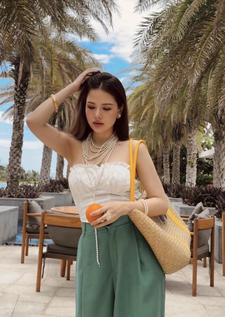 Hot girl việt là phu nhân tập đoàn nghìn tỷ vác túi trăm triệu xuất ngoại như đi chợ vóc dáng mẹ hai con gây sốt - 3
