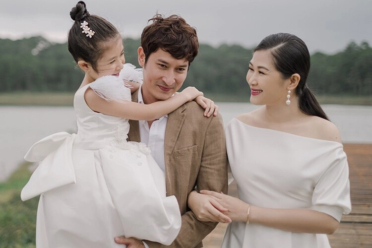 Huy khánh đếm ngược từng ngày đón sinh nhật ái nữ cảnh bố lẻ bóng ở việt nam nhớ con gái gây xót xa - 9