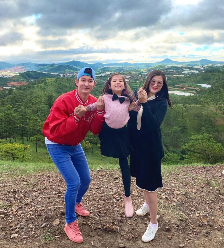 Huy khánh đếm ngược từng ngày đón sinh nhật ái nữ cảnh bố lẻ bóng ở việt nam nhớ con gái gây xót xa - 10