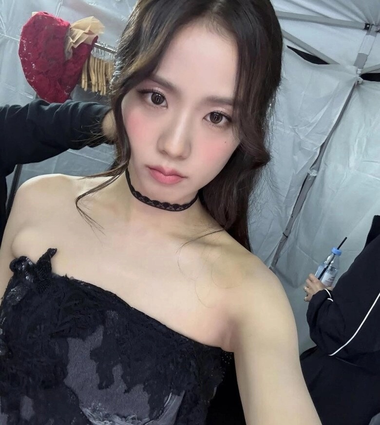 Jisoo blackpink đến hà nội - 4