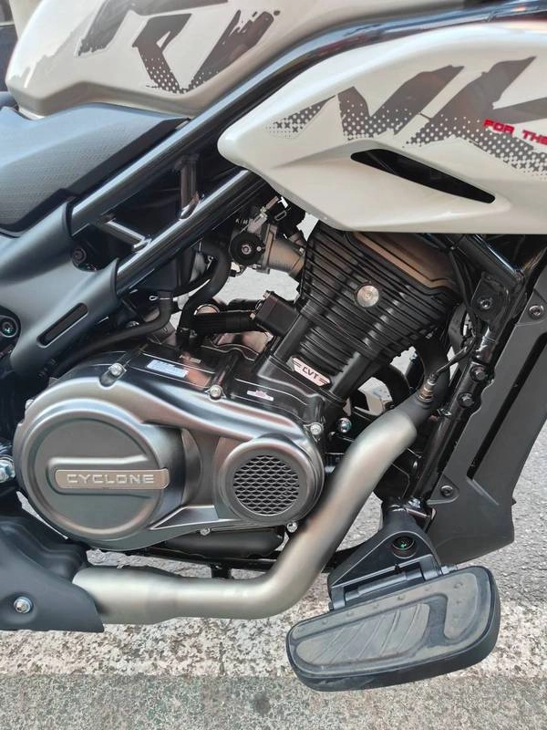 Khám phá punk cvt190 mẫu xe mô tô hầm hố vận hành như một chiếc xe tay ga - 2