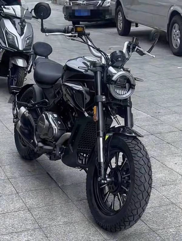 Khám phá punk cvt190 mẫu xe mô tô hầm hố vận hành như một chiếc xe tay ga - 7