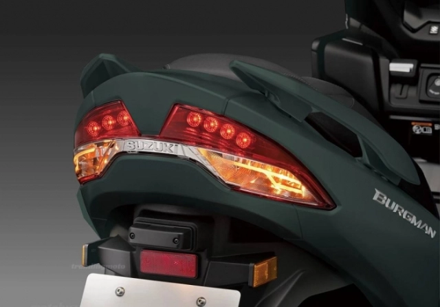Khám phá suzuki burgman 400 2026 với hệ thống treo sau siêu độc trong giới xe 2 bánh - 6