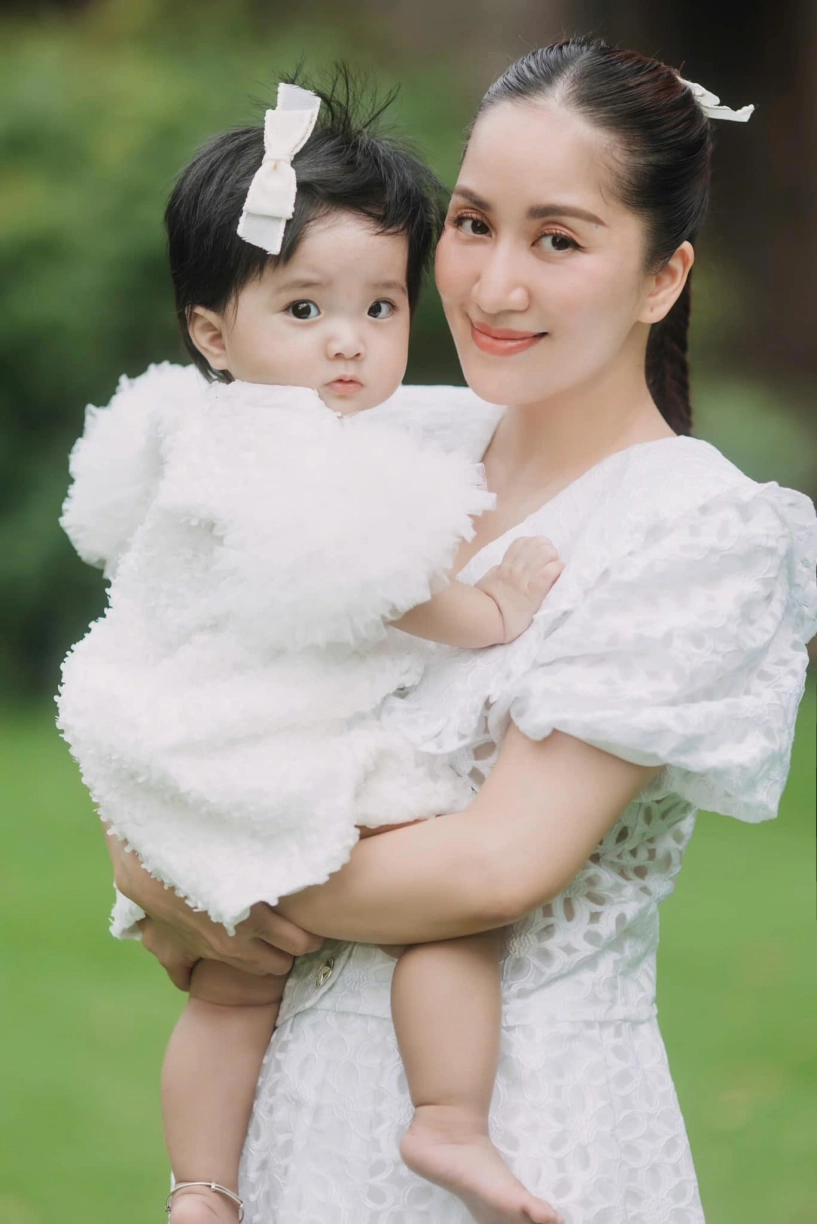 Bé lisa nhà khánh thi - phan hiển vừa thôi nôi đã nhập môn dancesport học viên nhỏ nhất đến lớp trông cực yêu - 13
