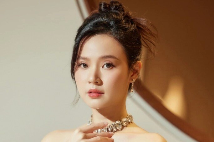 Khối tài sản gia tăng của phú bà việt sau khi cưới tổng tài từng bán 21 lô đất giờ làm dâu tập đoàn nghìn tỷ - 2