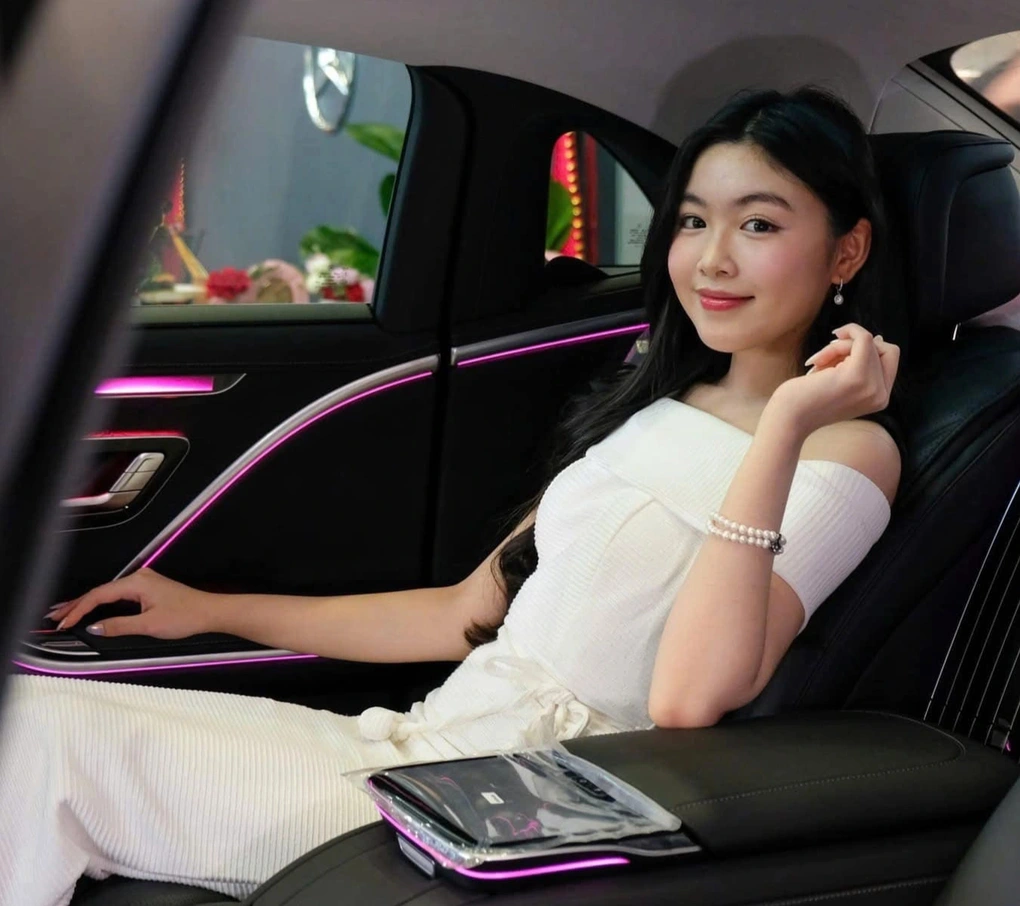 Không riêng lọ lem từng có mc vtv mua xe tuổi 19 nhan sắc xinh đẹp đúng chuẩn con nhà người ta - 8