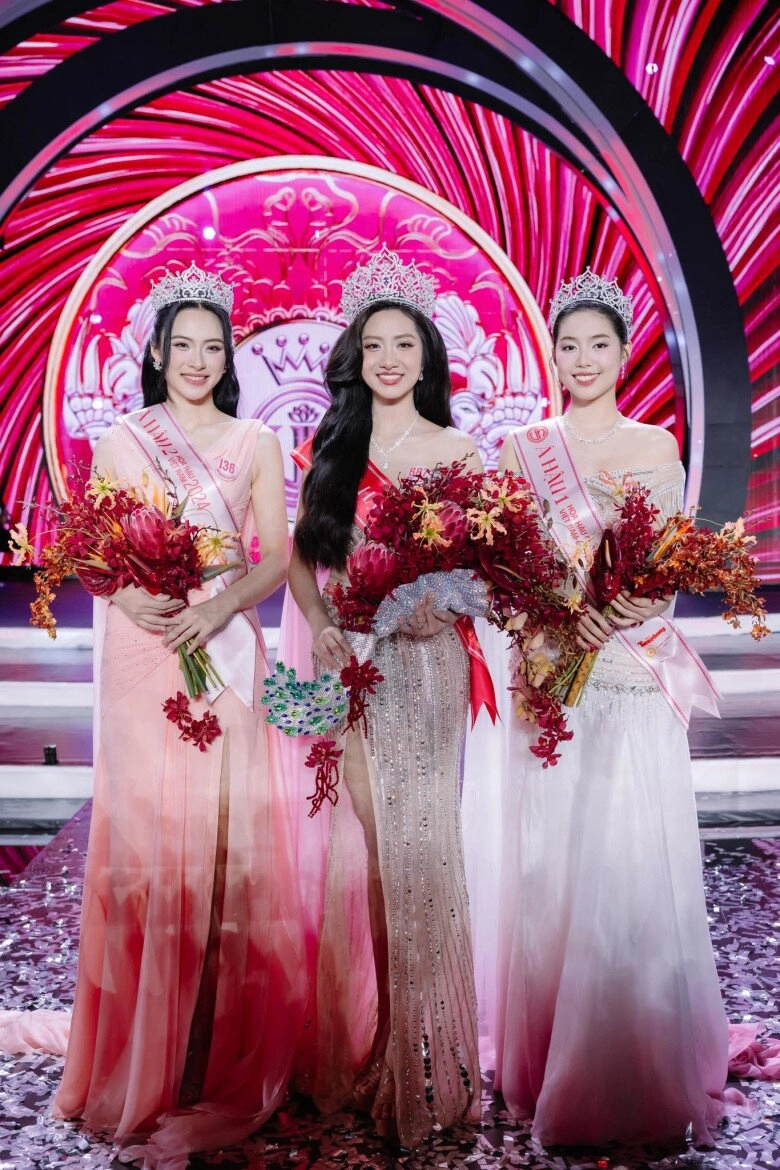 Khung ảnh gấp đôi visual của giới beauty queen việt nam 5 nàng hậu mới đăng quang đọ sắc mỗi người mỗi vẻ - 3