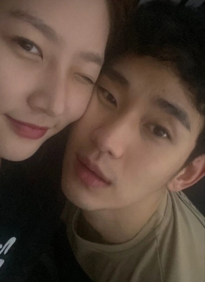 Kim soo hyun chủ động tán tỉnh kim sae ron khi bạn gái còn là học sinh gia đình cô có thái độ lạ khi biết - 7