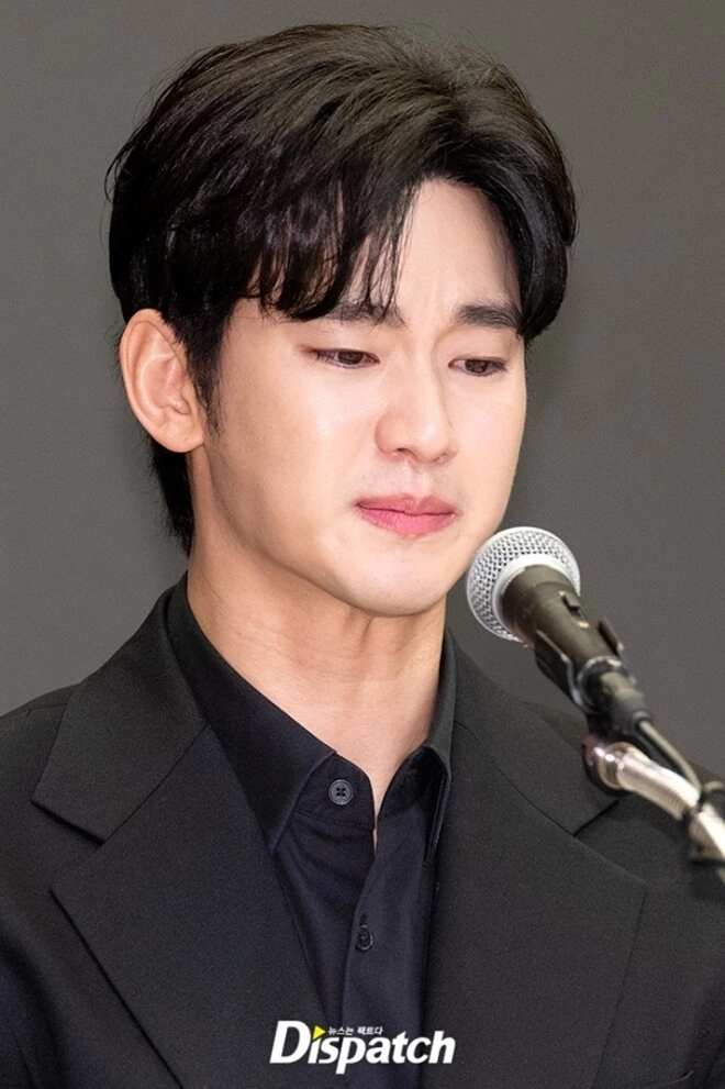 Kim soo hyun khóc suốt gần 1 tiếng họp báo về scandal tình ái tuyên bố kiện ngược đòi bồi thường 208 tỷ - 6
