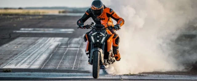 Ktm 1390 super duke r evo 2025 quái thú thông minh từ vườn cam đã trở lại - 3