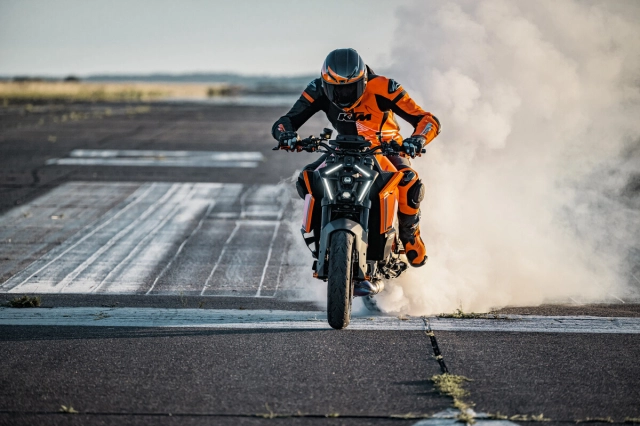 Ktm 1390 super duke rr 2026 quái thú sắp trở lại với bản nâng cấp cực kỳ giới hạn - 2