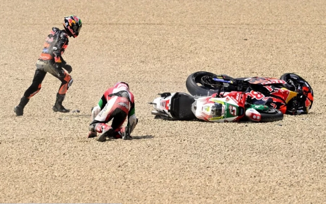 Ktm hy vọng rực cháy rồi vụt tắt tại sprint race motogp ý - 1