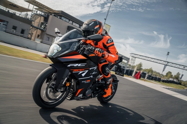Ktm rc 160 sắp ra mắt tiểu sport mới thay thế rc 125 đối đầu trực diện yamaha r15 v4 - 3