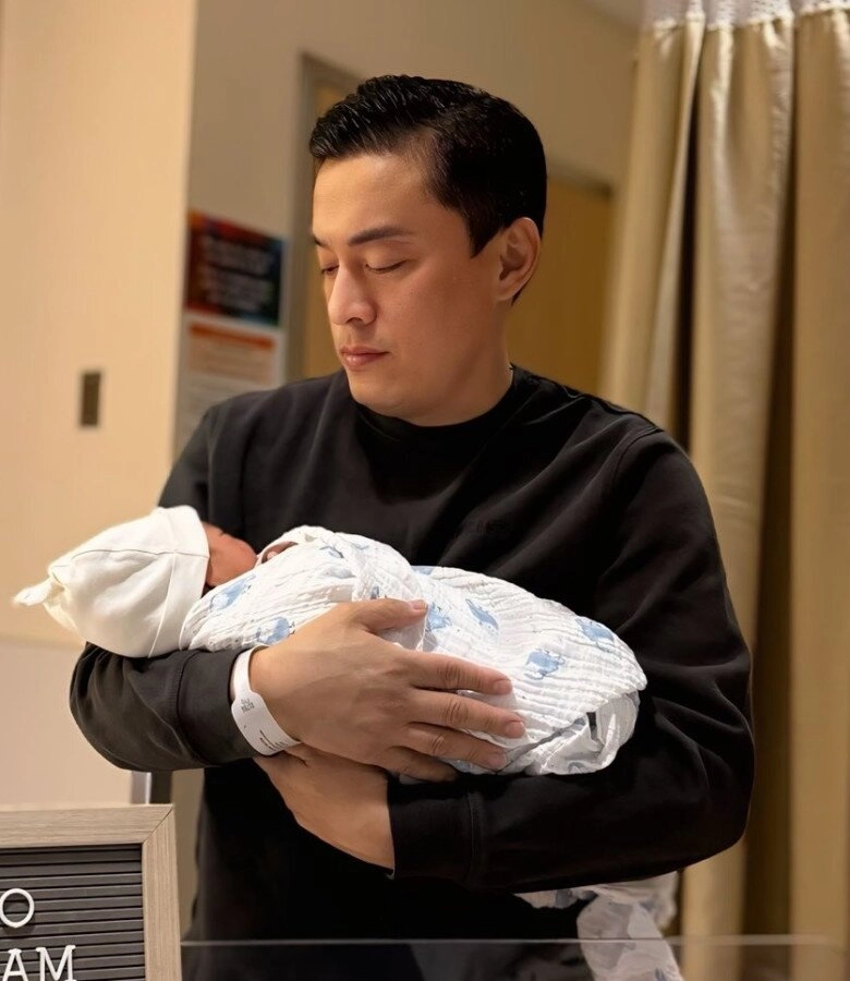 Sao việt ngoài 50 tuổi có con với vợ trẻ vợ kém 26 tuổi của tiết cương vướng thị phi lam trường sang mỹ đón con - 7