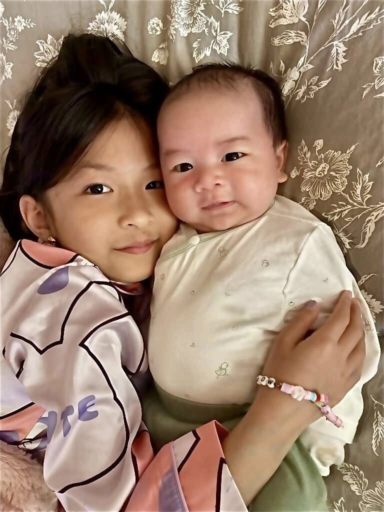 Lam trường gọi vợ trẻ là bé và cưng nhất nhà con trai quốc tịch mỹ gần 2 tháng tuổi đã bầu bĩnh giống hệt chị gái - 4
