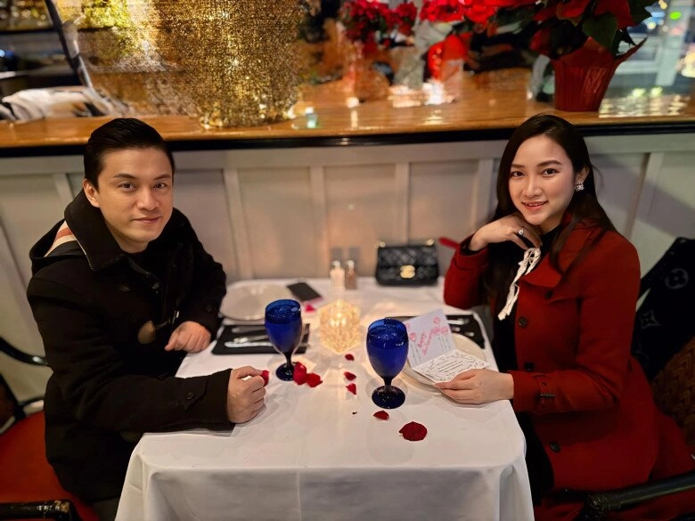 Lam trường gọi vợ trẻ là bé và cưng nhất nhà con trai quốc tịch mỹ gần 2 tháng tuổi đã bầu bĩnh giống hệt chị gái - 9