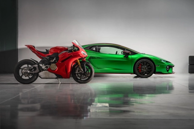 Lamborghini temerario vs panigale v4 - khi hai người anh em so tài trên đường đua huyền thoại - 2