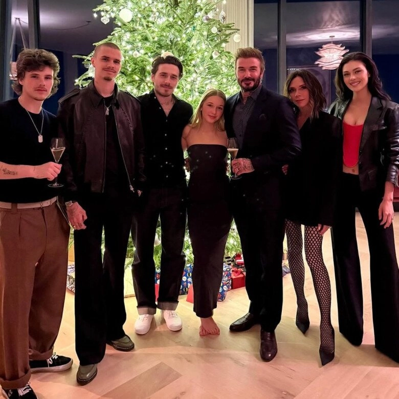 Lấy tiểu thư tài phiệt con cả david beckham quay lưng với gia đình khoe du thuyền nhà vợ xịn hơn nhà bố mẹ đẻ - 7