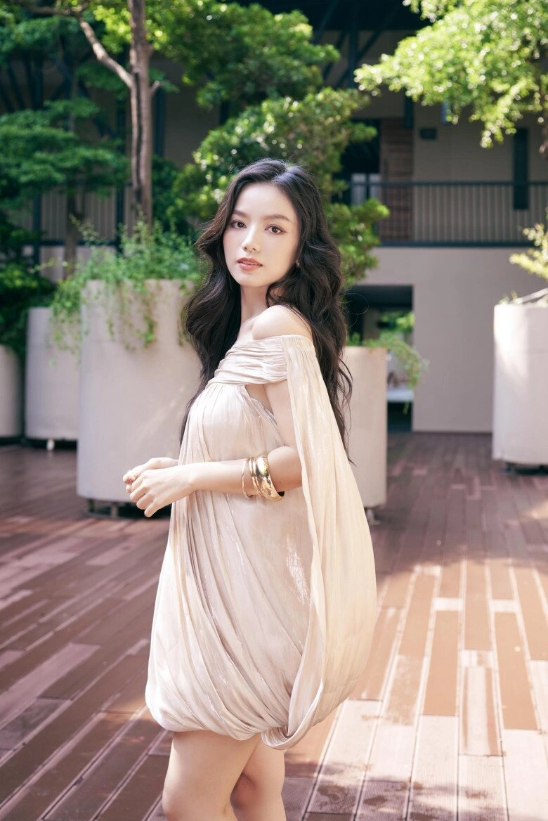 Lê hạ anh - nữ chính phim mưa đỏ tôi đi casting để giành giật cơ hội này nên không quan trọng chuyện cát-xê - 6
