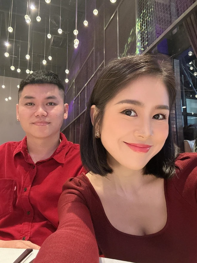 Lê phương đưa mẹ ruột và mẹ chồng đi kỷ niệm đám cưới đúng ngày 88 8 năm vẫn nồng nàn với chồng trẻ trung kiên - 6