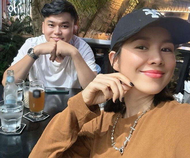 Lê phương hỏi chồng trẻ trung kiên rằng không yêu em thì yêu ai lên tiếng về tin đồn bỏ về nhà mẹ đẻ - 1