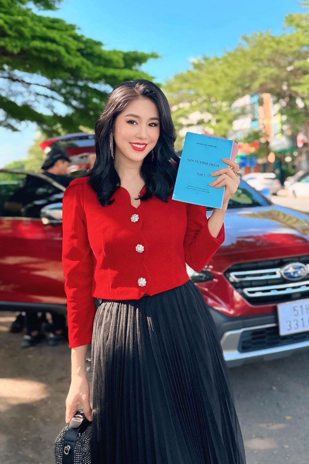 Lê phương khoe bờ vai trần gợi cảm đẹp đôi bên bạn diễn kém 5 tuổi rơi nước mắt khi nghĩ về kiếp này kiếp sau - 6