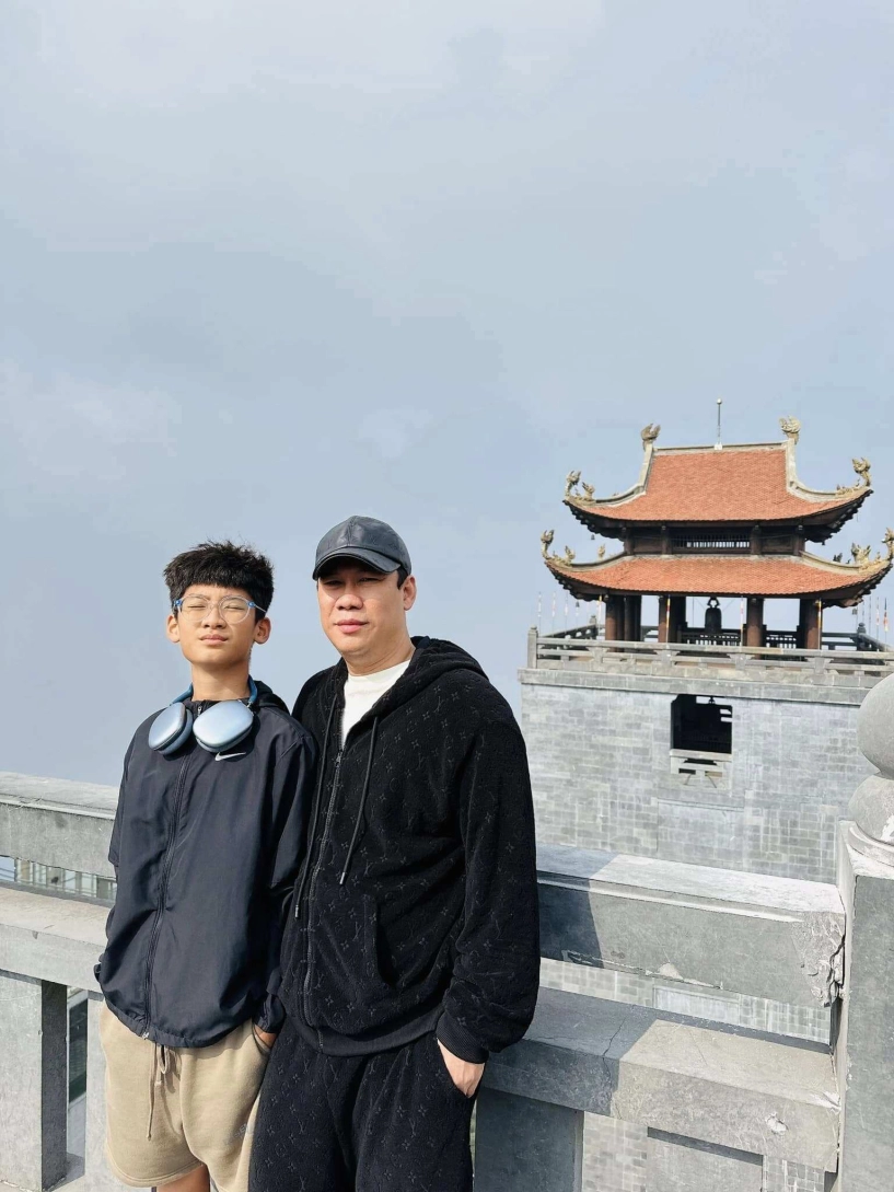 Đại gia đức huy mừng sinh nhật con trai chung với lệ quyên trong biệt thự trăm tỷ hà kiều anh ngưỡng mộ - 9