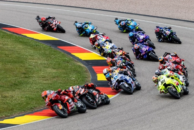 Liberty media mua motogp cơ hội lớn nhưng không thể xào lại công thức f1 - 1