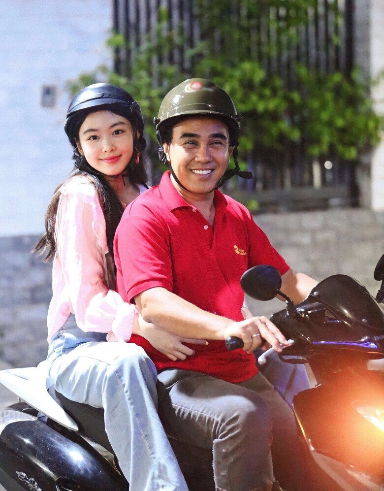 Lọ lem có bằng lái ô tô sau 18 năm được quyền linh đưa đón múa trên ghế lái hút gần 5 triệu lượt xem - 3