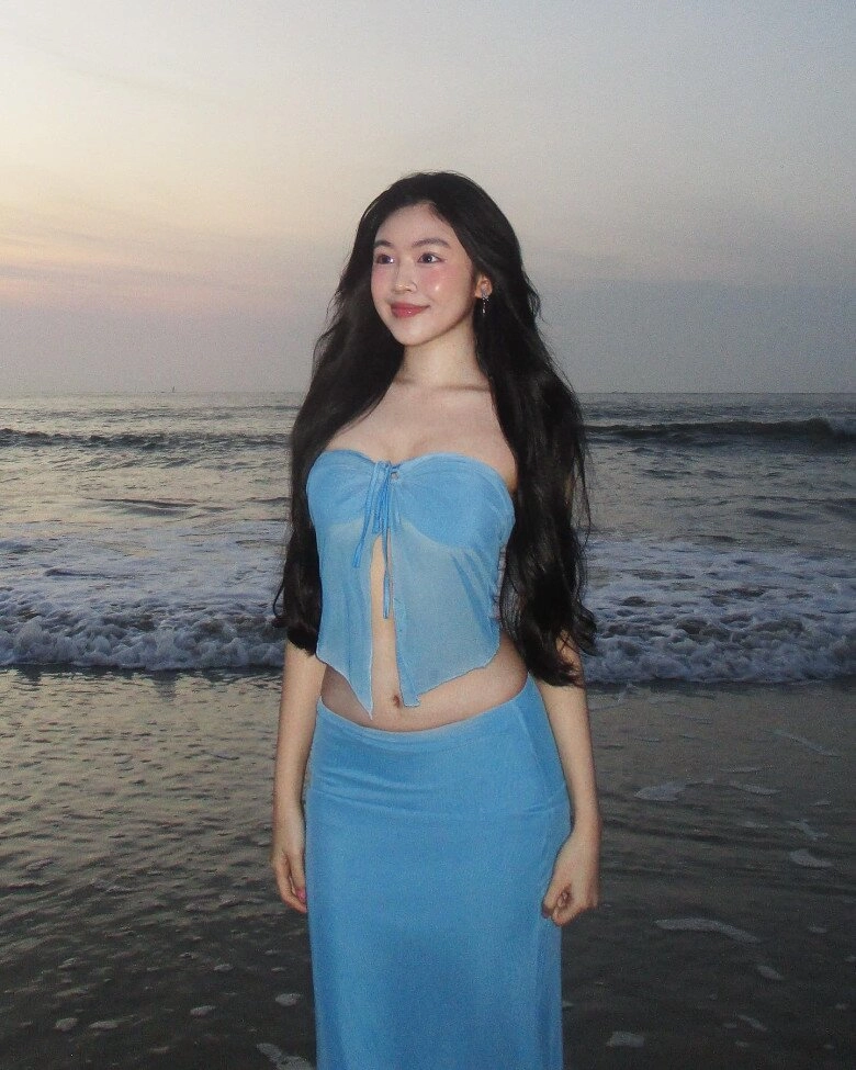 Lọ lem con gái quyền linh gây thương nhớ khi khoe nhan sắc trong trẻo như bạch nguyệt quang đôi môi tều trông khác lạ - 4