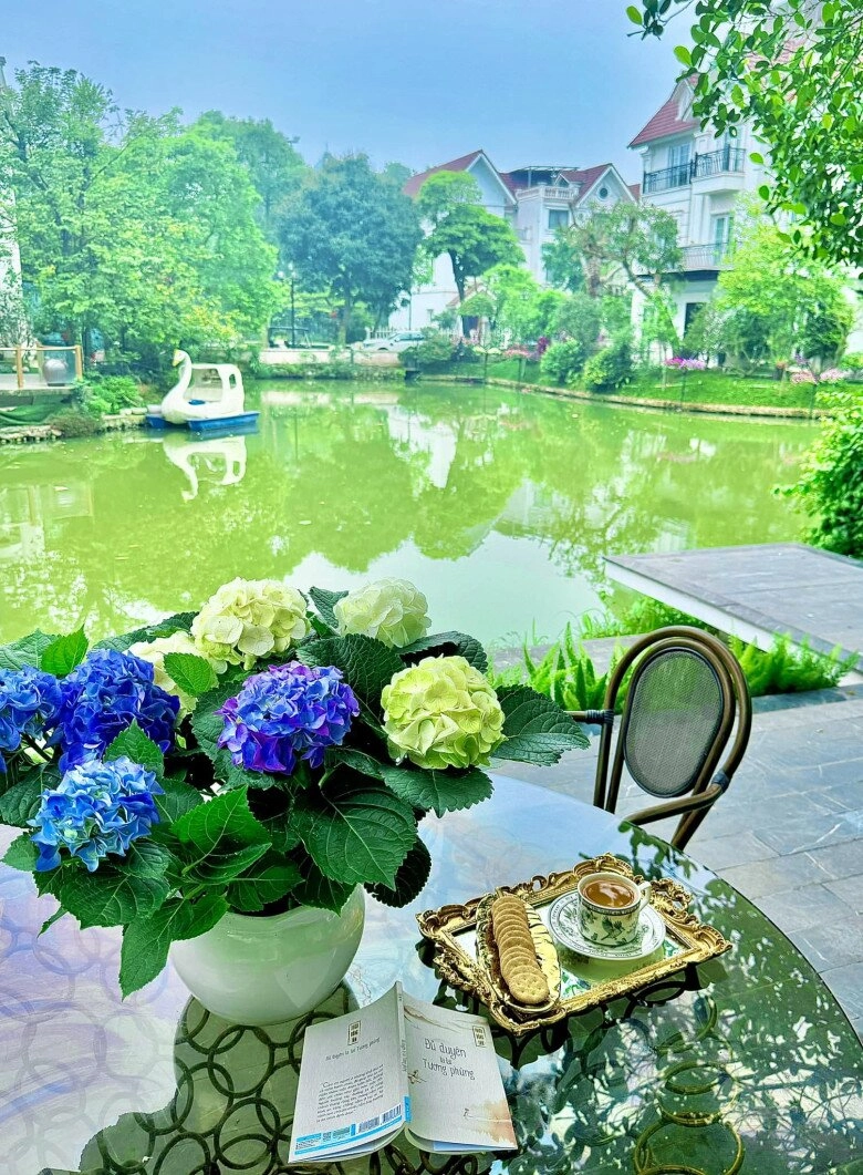 Loài hoa đặc biệt làm sao nữ giàu nhất miền bắc mê mẩn trồng khắp biệt thự hàng chục tỷ - 6