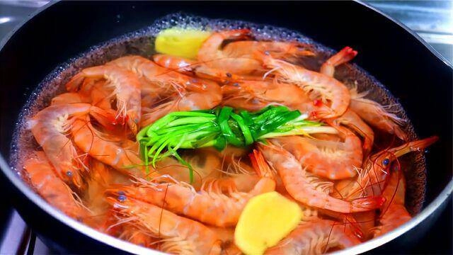 Luộc tôm đừng dùng hành gừng để khử tanh chỉ cần thêm vài hạt này tôm chín đỏ au thơm lừng ai ăn cũng khen - 1