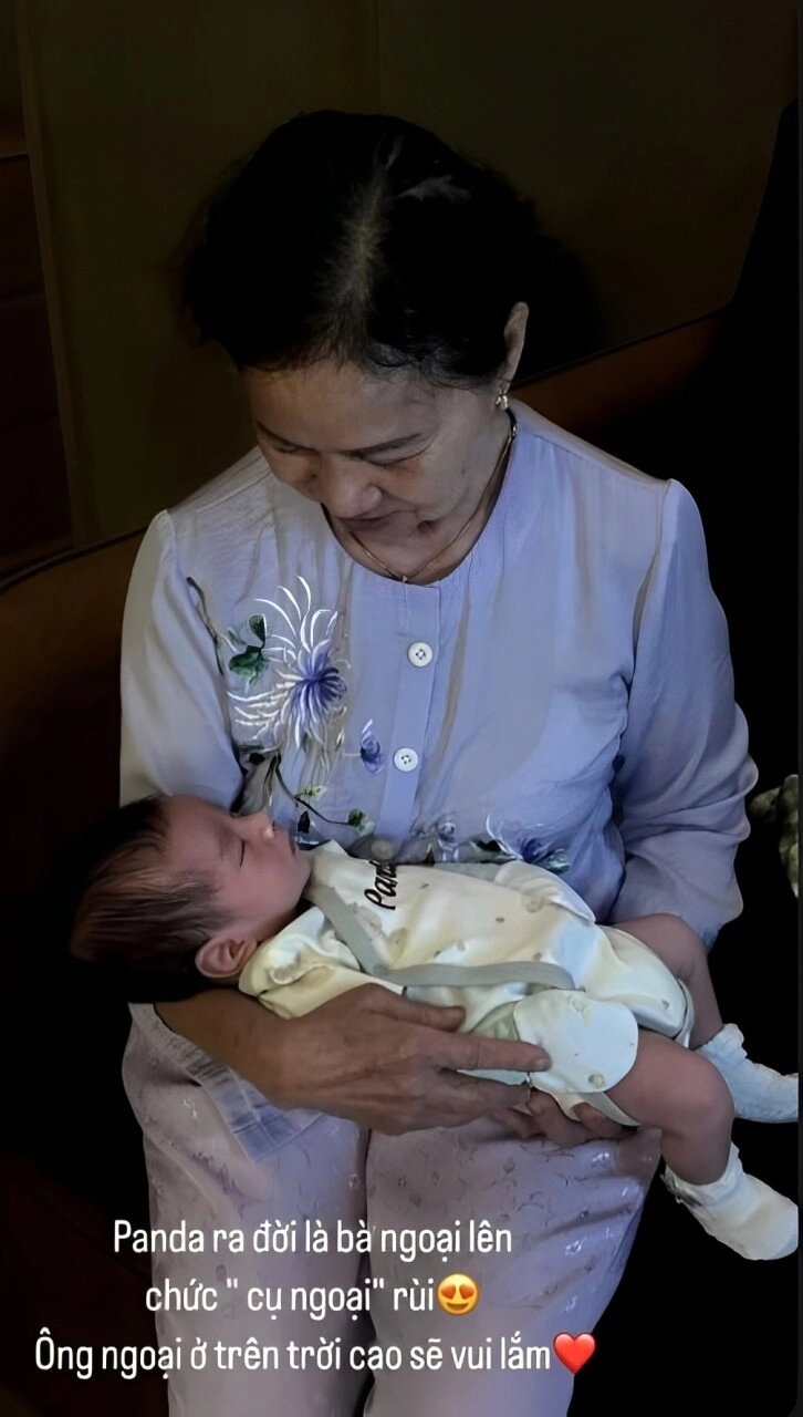 Mai ngọc dọn tiệc đầy tháng hoành tráng cho quý tử được mẹ chồng giàu có tự tay trang trí tiệc mừng cháu nội - 3