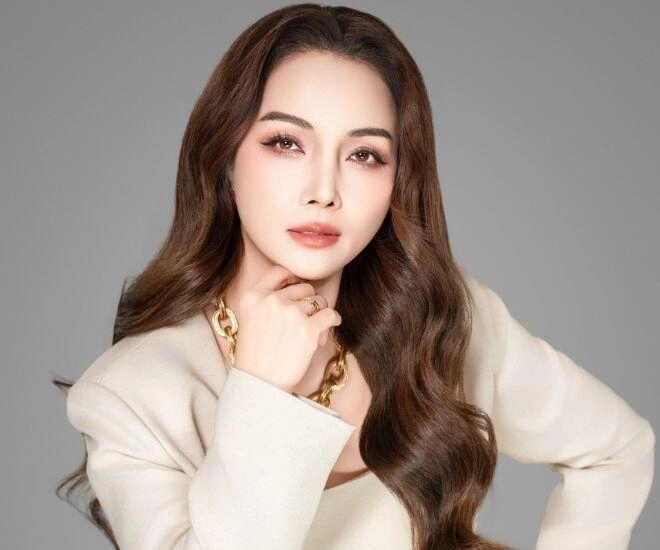 Mai thu huyền lần đầu tiên về ra mắt nhà chồng tôi ăn 7 đĩa thức ăn - 1