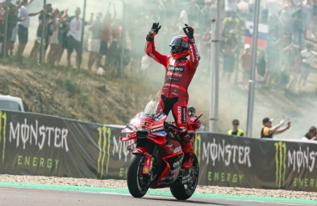 Marc marquez khi chiến thắng không chỉ đến từ tốc độ mà còn từ tinh thần thép - 3